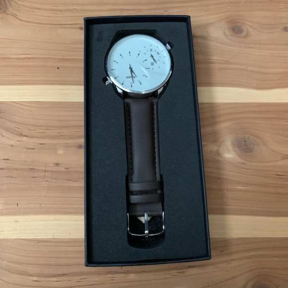 Men’s classy brown watch - Picture 2 of 4